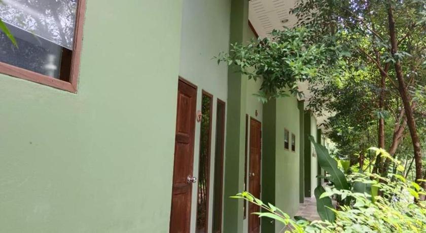 Navara Resort Chumphon Exterior foto